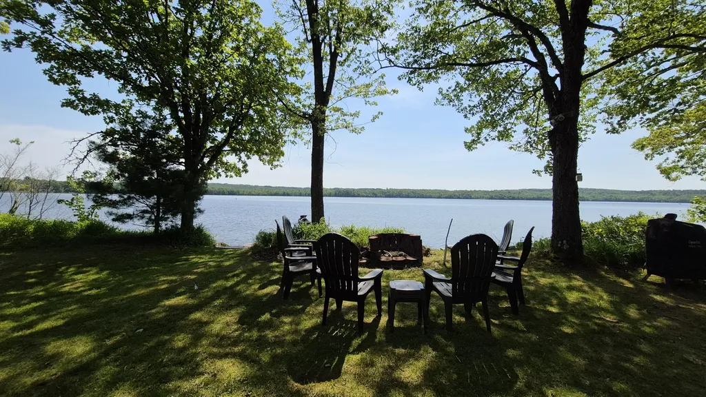 149 Edmonds Lane Burnham ME 04922