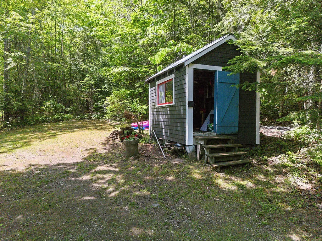 149 Edmonds Lane Burnham ME 04922
