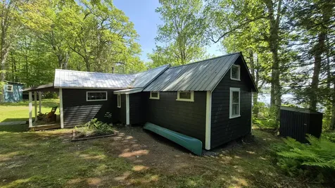 149 Edmonds Lane Burnham ME 04922