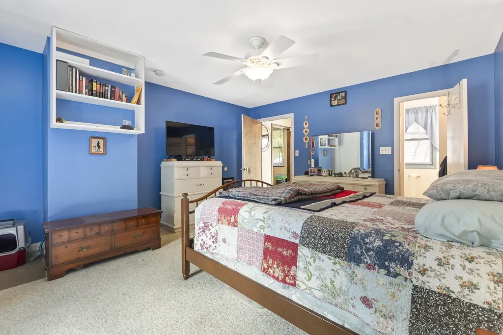 995 Middle Road Dresden ME 04342