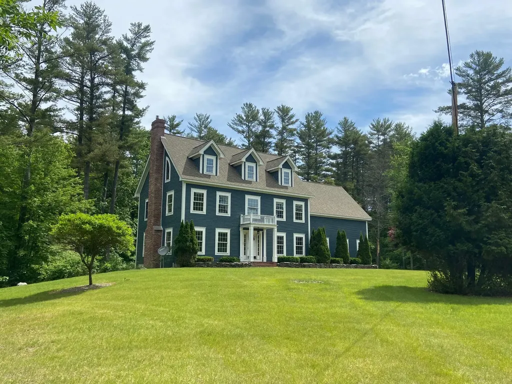 33 Taywood Road Auburn ME 04210