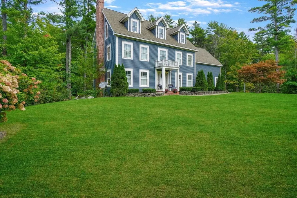 33 Taywood Road Auburn ME 04210