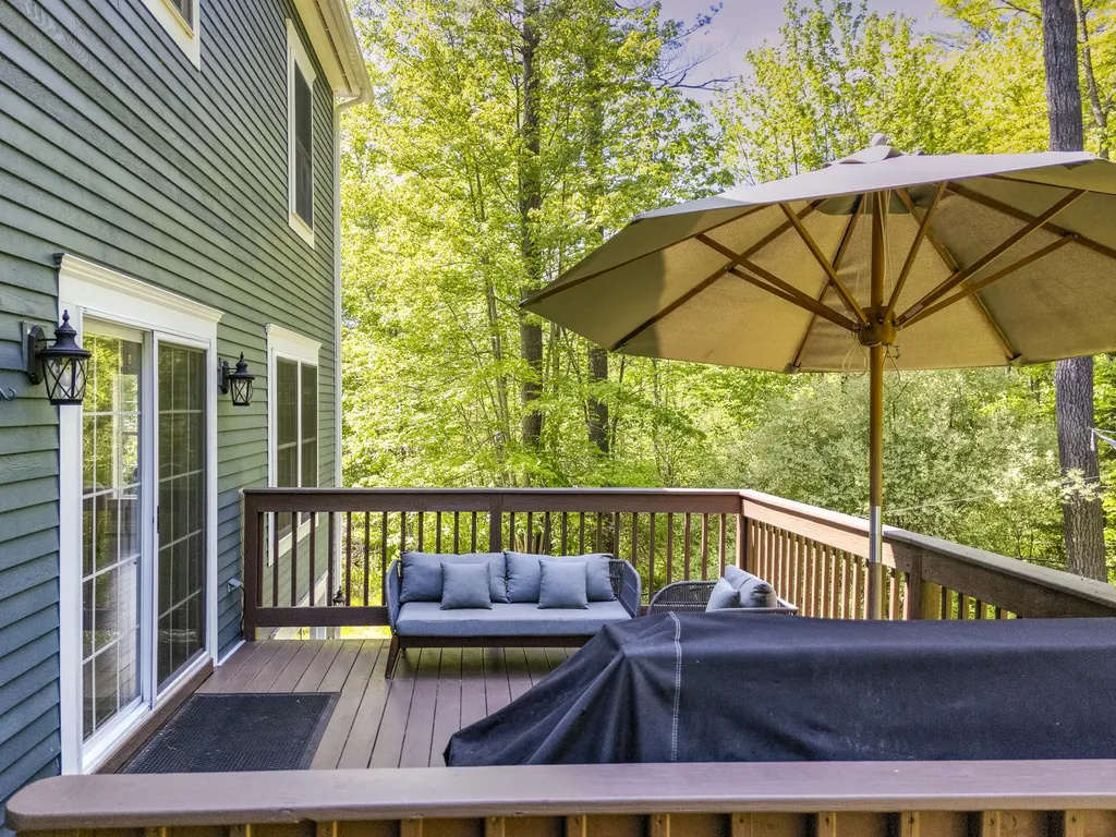 33 Taywood Road Auburn ME 04210