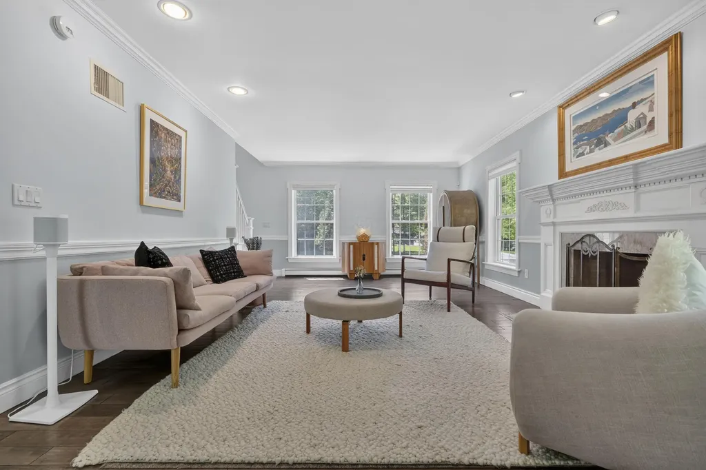 33 Taywood Road Auburn ME 04210