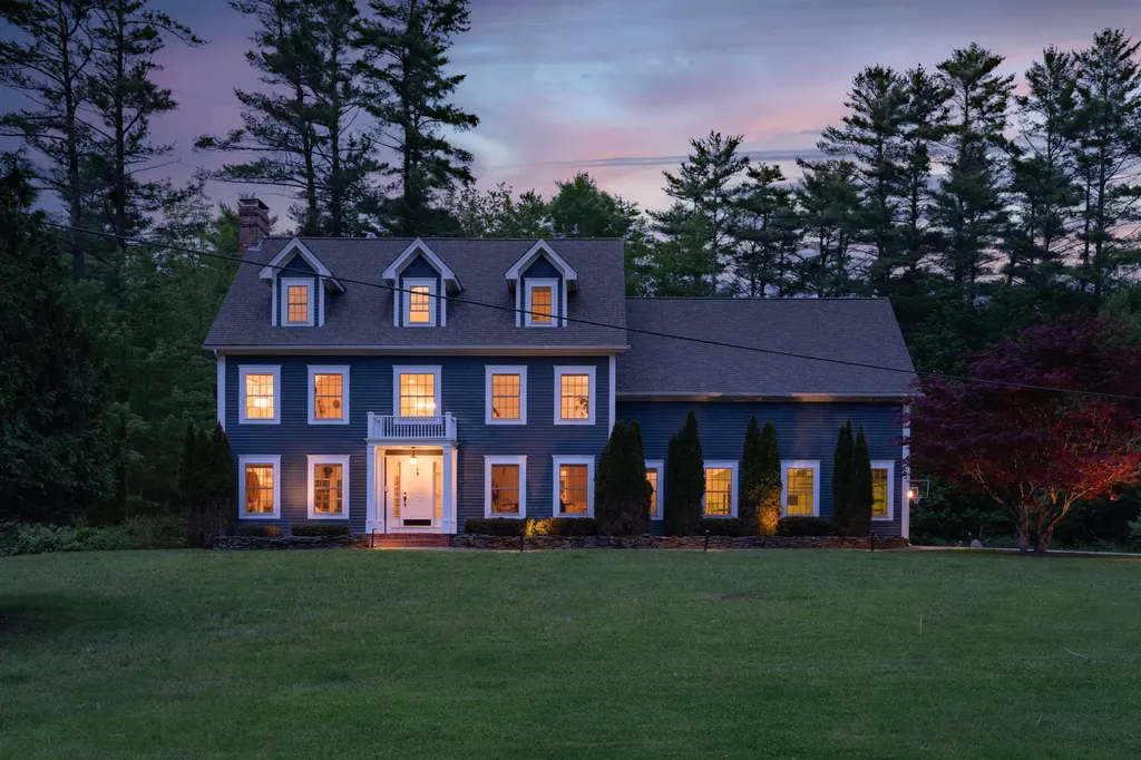 33 Taywood Road Auburn ME 04210