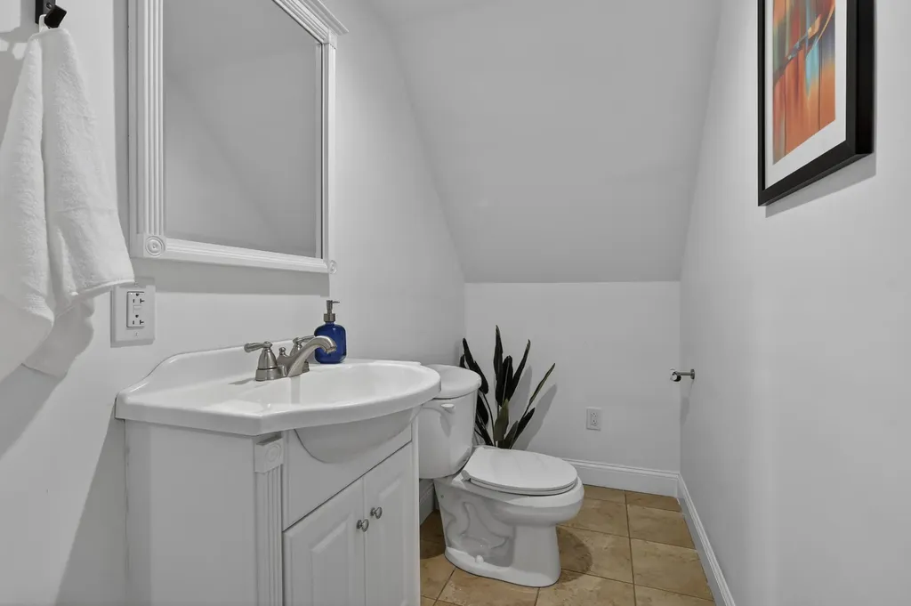 33 Taywood Road Auburn ME 04210