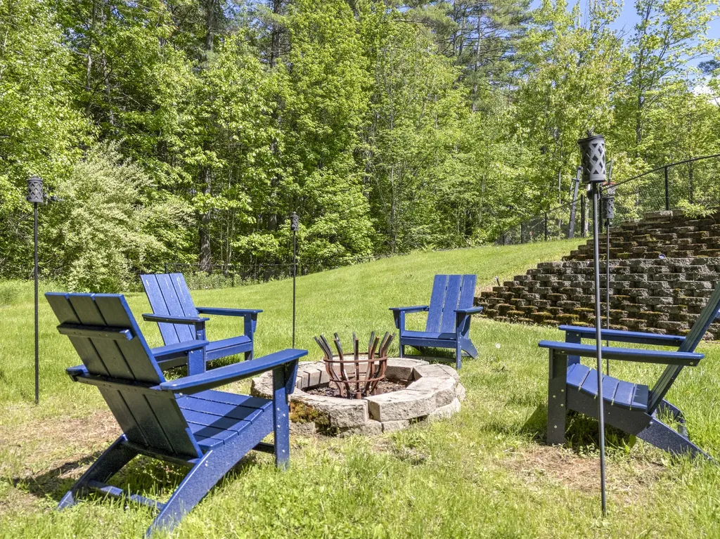 33 Taywood Road Auburn ME 04210
