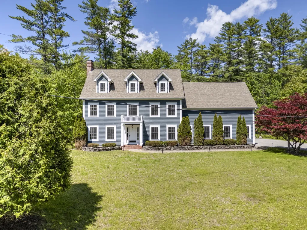 33 Taywood Road Auburn ME 04210