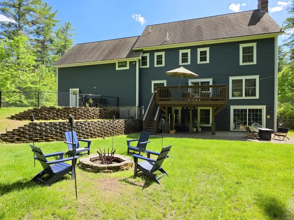 33 Taywood Road Auburn ME 04210