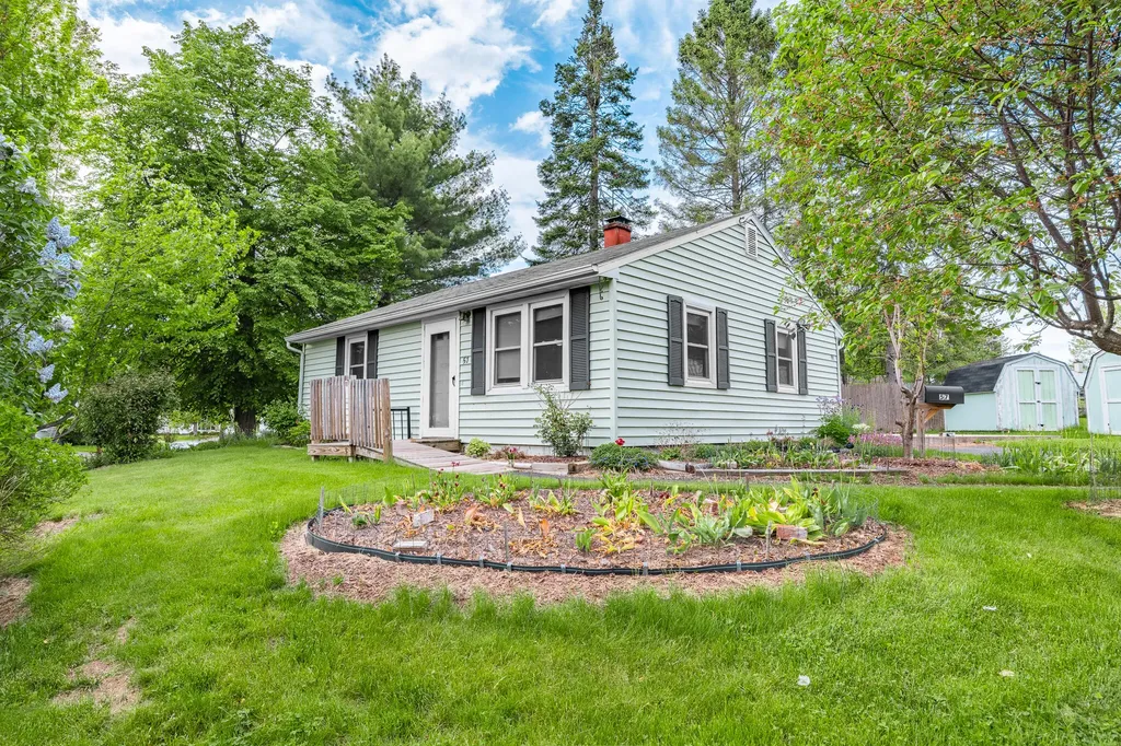 57 Naylor Street Bangor ME 04401