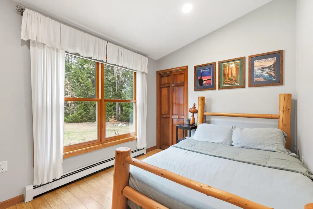 25 Jeffrey Woods Road Windham ME 04062