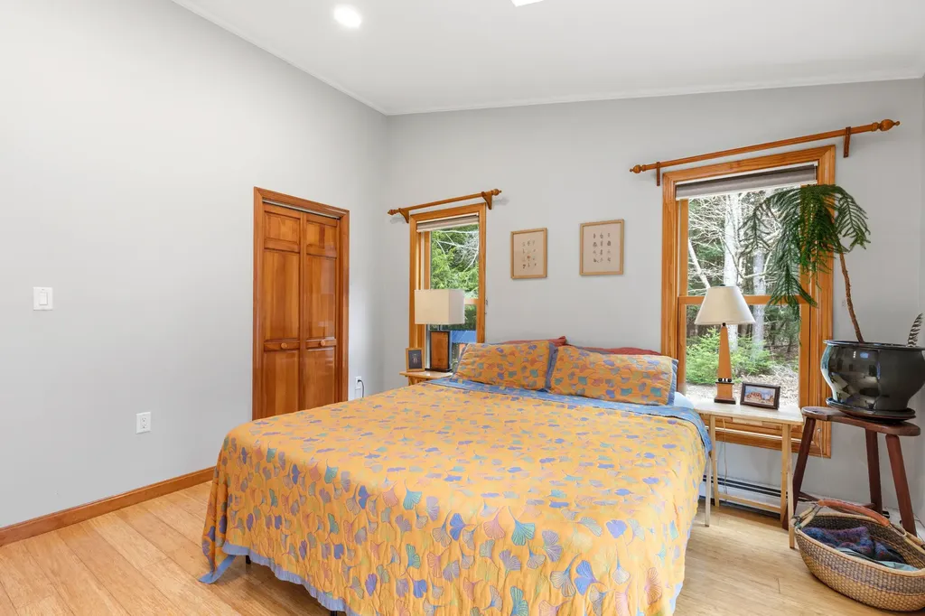 25 Jeffrey Woods Road Windham ME 04062