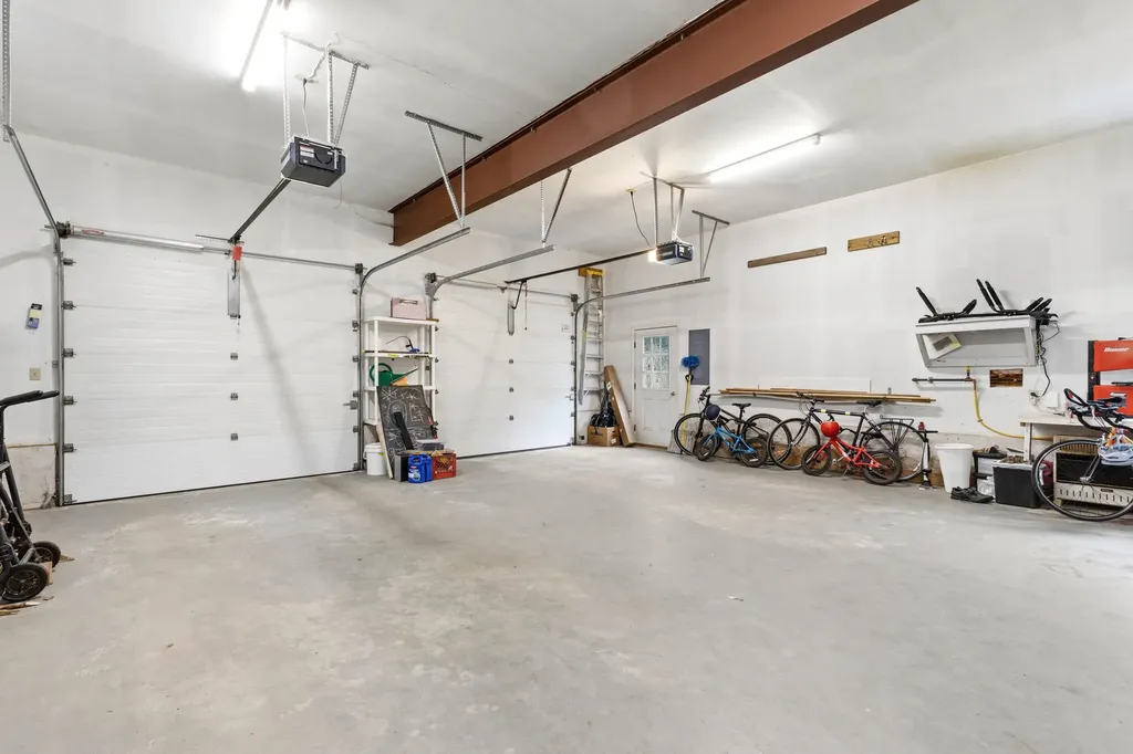 25 Jeffrey Woods Road Windham ME 04062