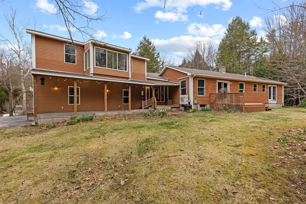25 Jeffrey Woods Road Windham ME 04062