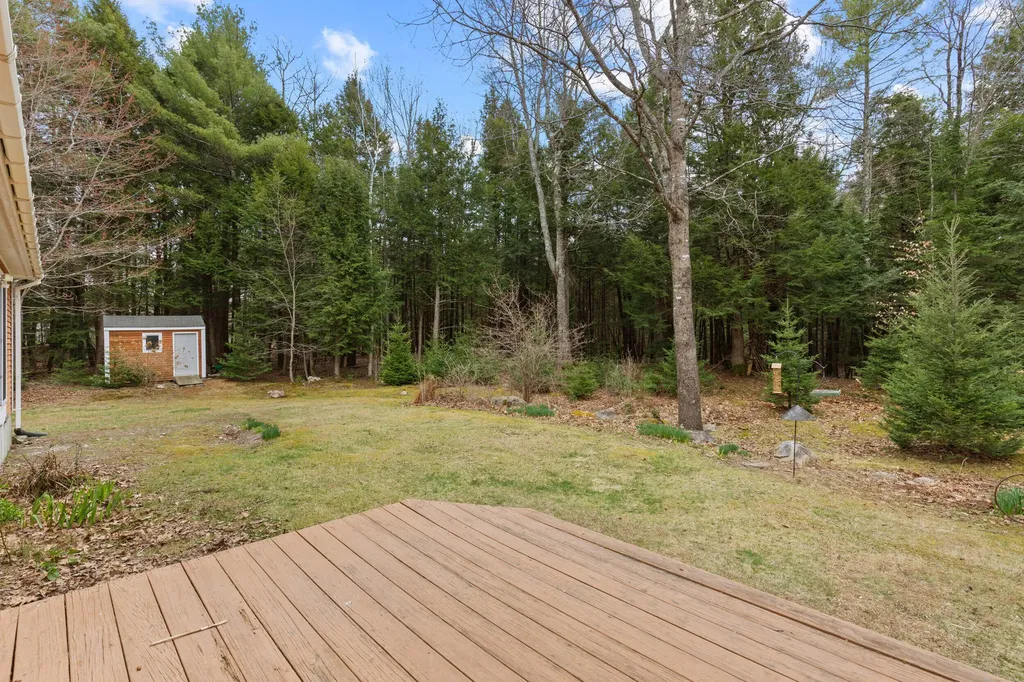 25 Jeffrey Woods Road Windham ME 04062
