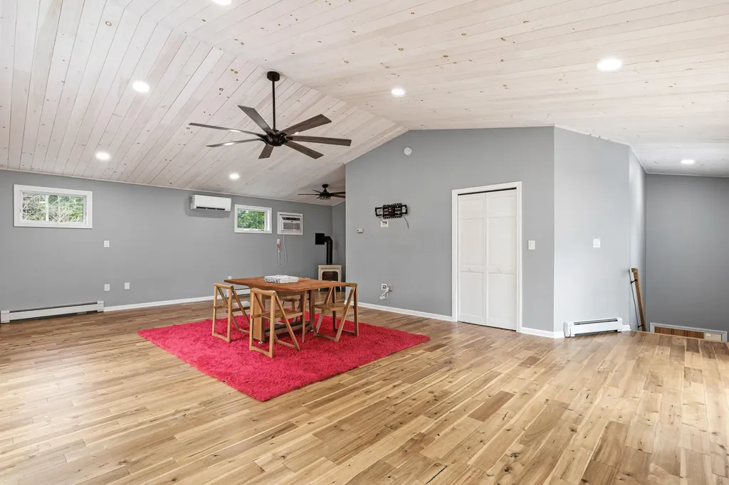 25 Jeffrey Woods Road Windham ME 04062