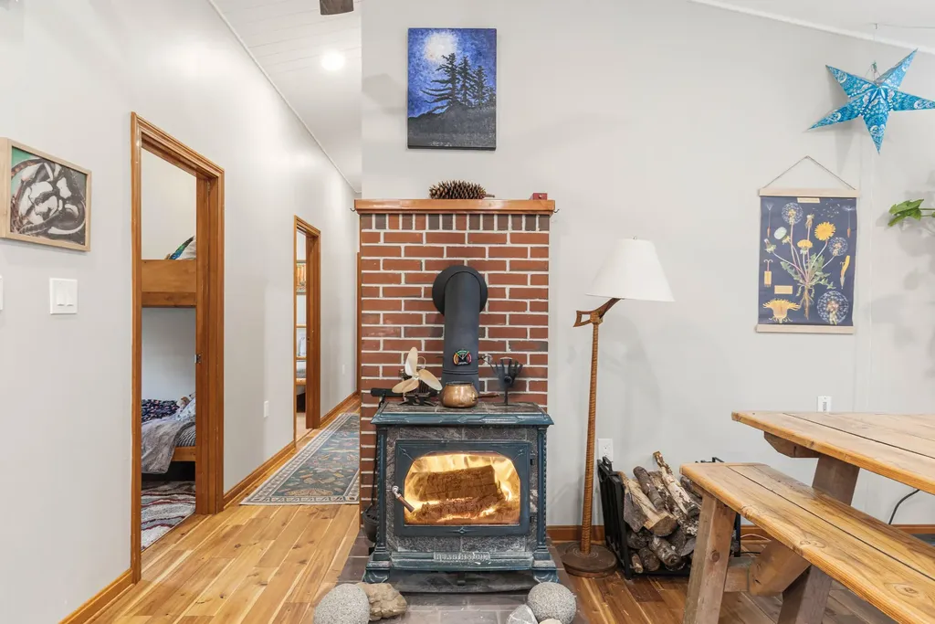 25 Jeffrey Woods Road Windham ME 04062