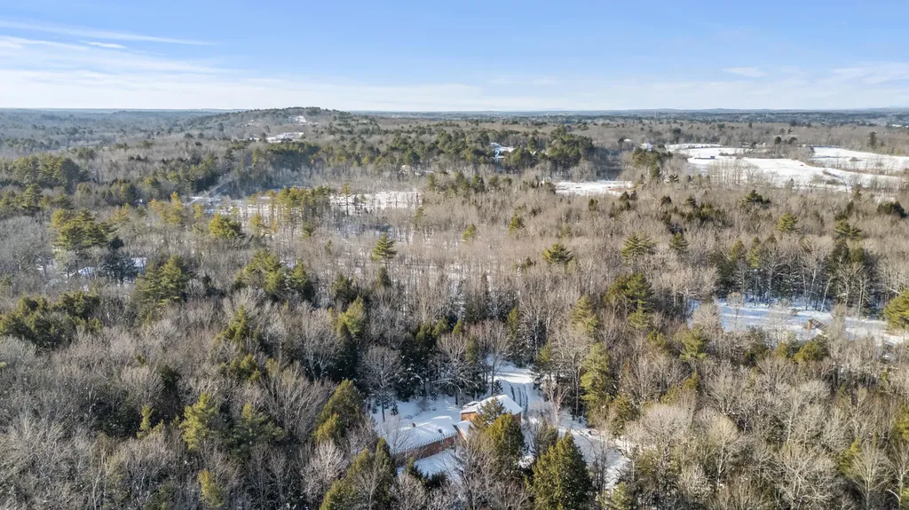 25 Jeffrey Woods Road Windham ME 04062