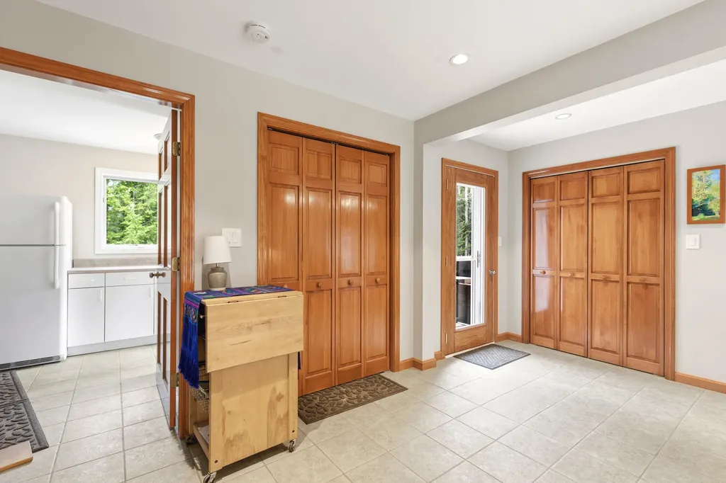 25 Jeffrey Woods Road Windham ME 04062