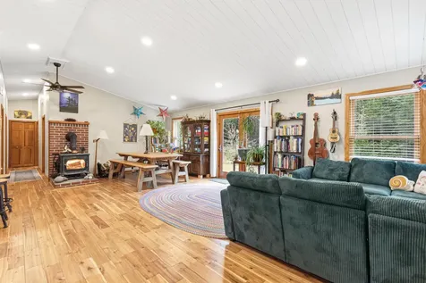 25 Jeffrey Woods Road Windham ME 04062
