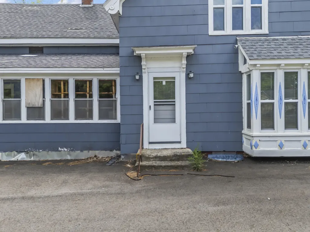 942 Winslows Mills Road Waldoboro ME 04572