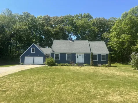 20 Rowdy Lane Burnham ME 04922