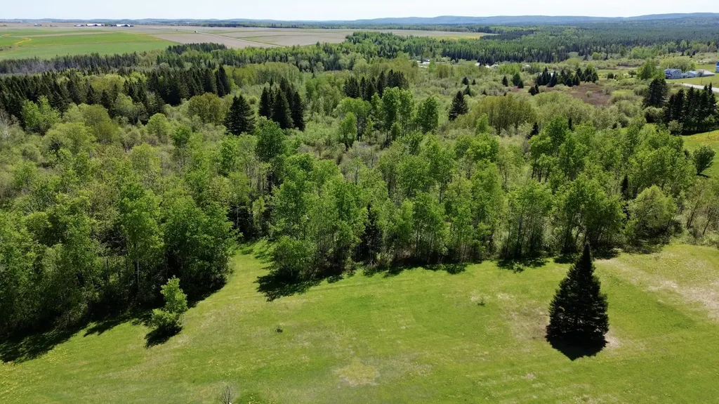 21B/22D Morneault Road Saint Agatha ME 04772