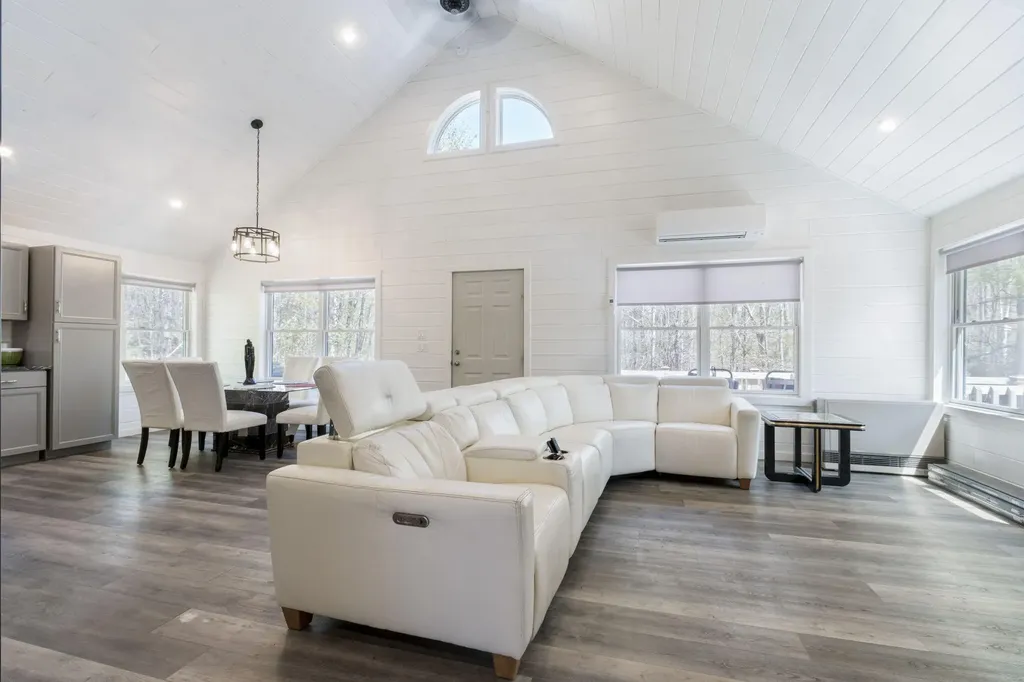 149 Egypt Pond Road Chesterville ME 04938