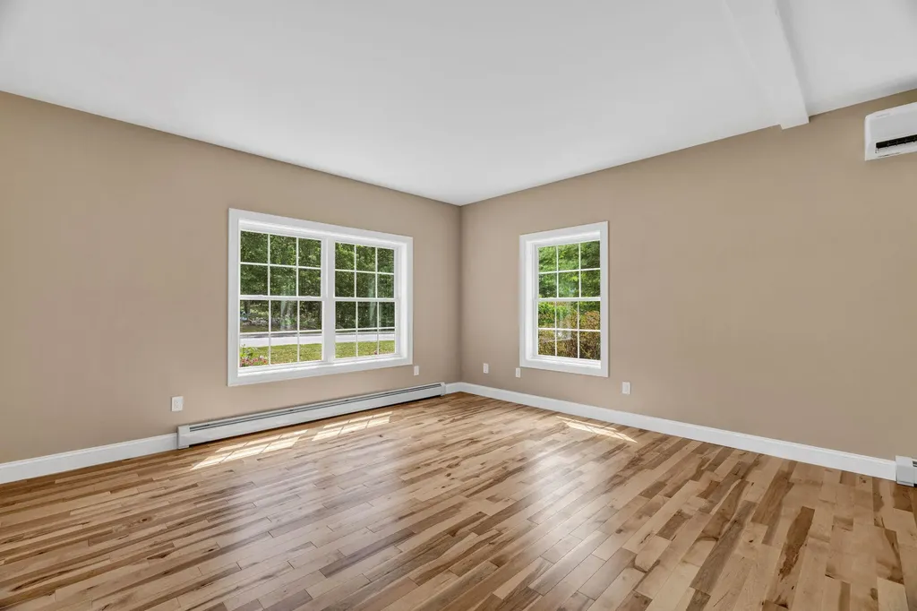 107 Harvest Hill Road Windham ME 04062