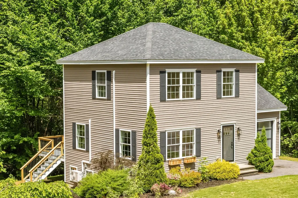 107 Harvest Hill Road Windham ME 04062