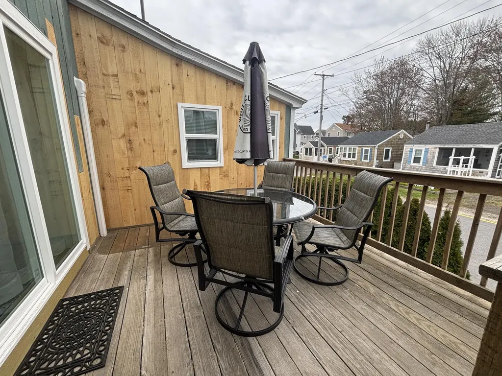 113 W Grand Avenue Old Orchard Beach ME 04064