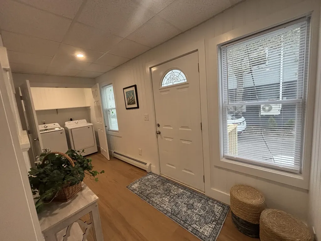 113 W Grand Avenue Old Orchard Beach ME 04064