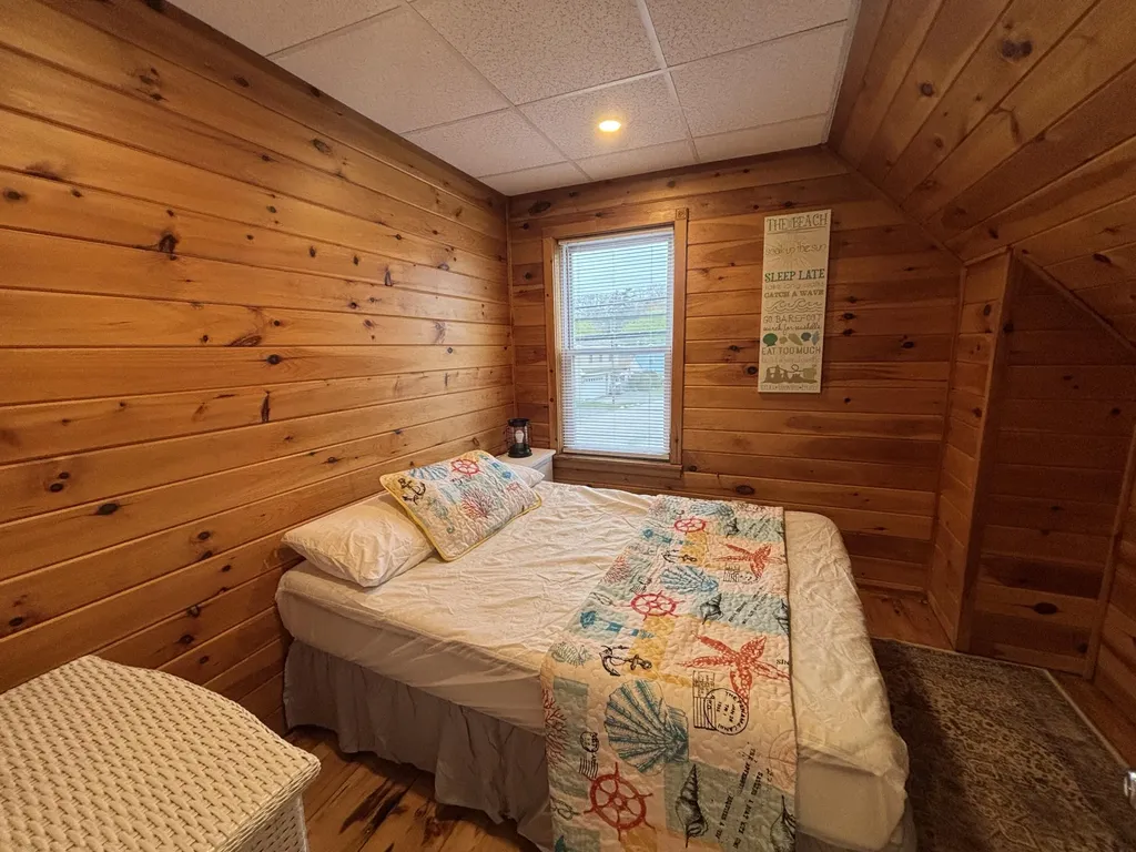 113 W Grand Avenue Old Orchard Beach ME 04064