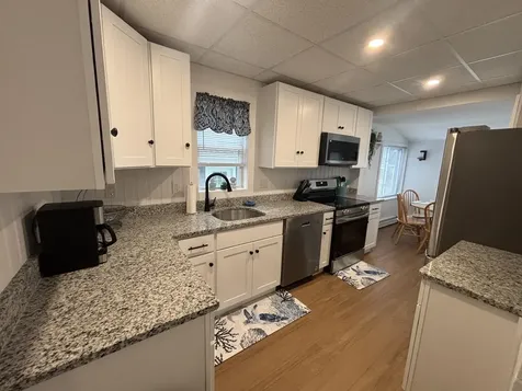113 W Grand Avenue Old Orchard Beach ME 04064