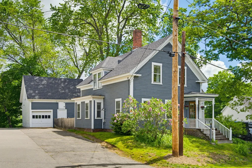 21 Varney Street Lebanon ME 04027