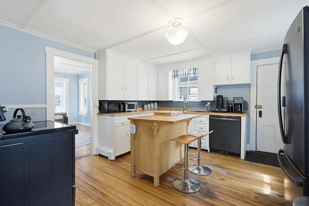 21 Varney Street Lebanon ME 04027