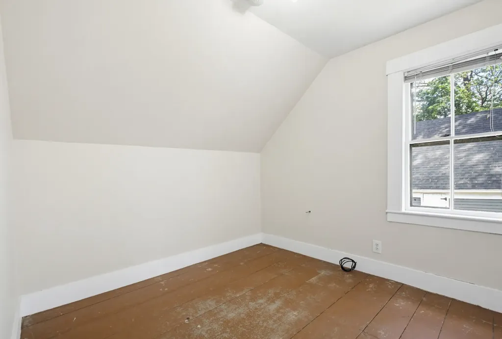 21 Varney Street Lebanon ME 04027