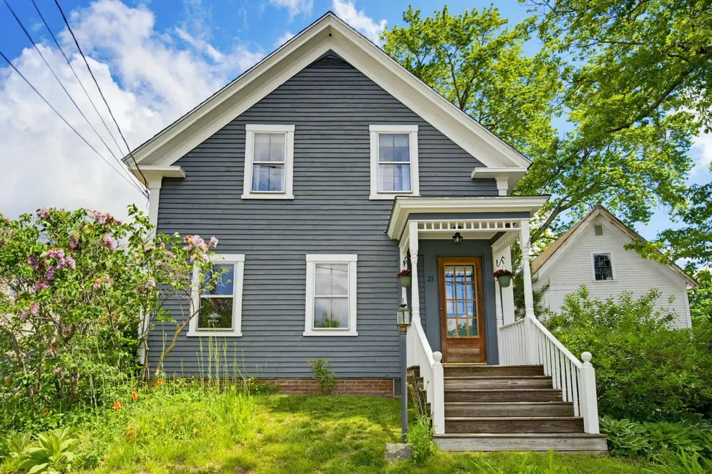 21 Varney Street Lebanon ME 04027