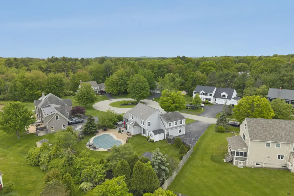 12 Grandview Scarborough ME 04074