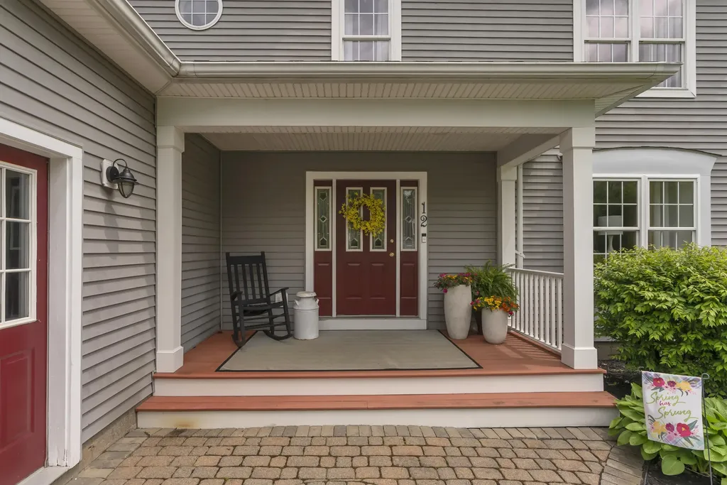 12 Grandview Scarborough ME 04074