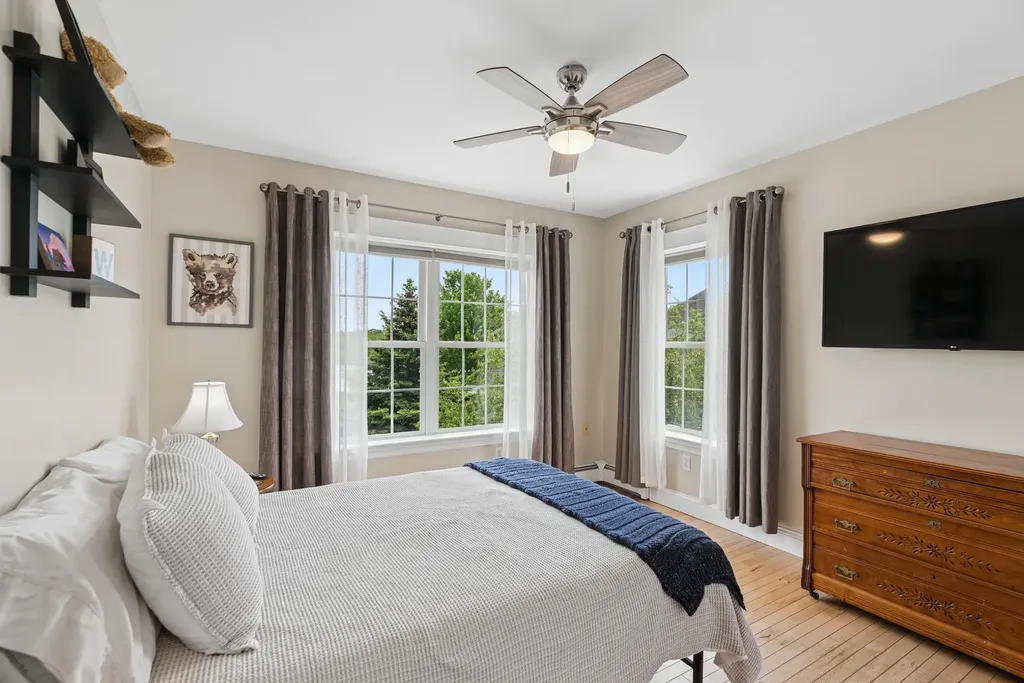 12 Grandview Scarborough ME 04074