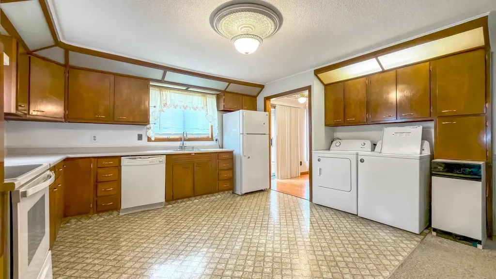 116 Center Street Van Buren ME 04785