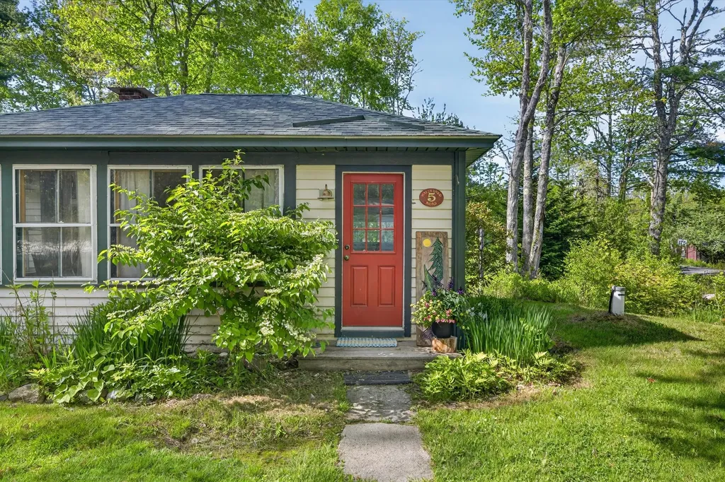 5 Hales Woods Road Brooklin ME 04616