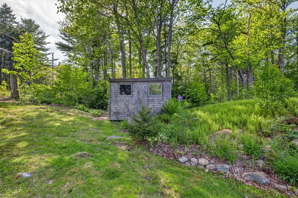 5 Hales Woods Road Brooklin ME 04616