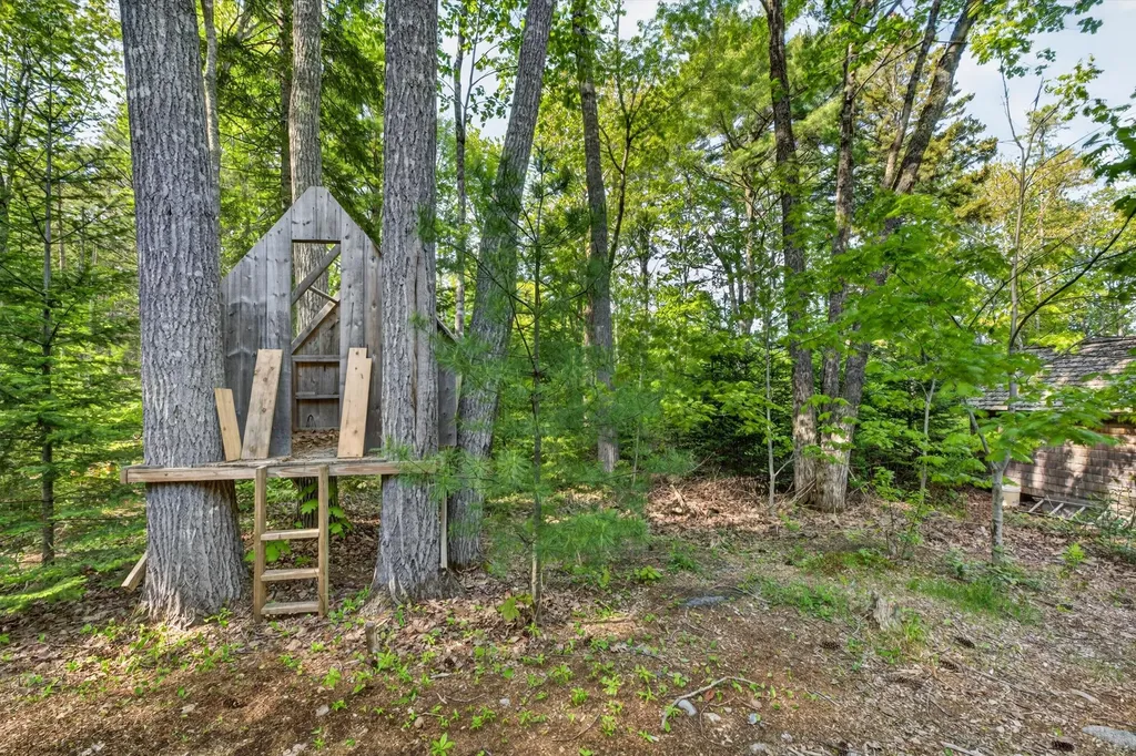 5 Hales Woods Road Brooklin ME 04616