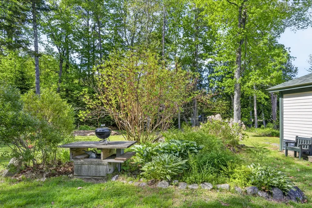 5 Hales Woods Road Brooklin ME 04616