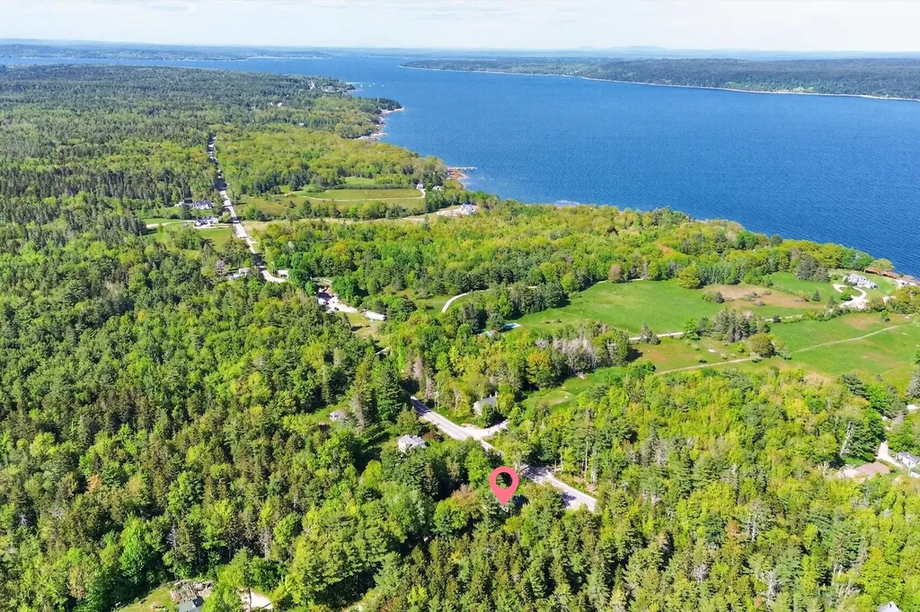 5 Hales Woods Road Brooklin ME 04616