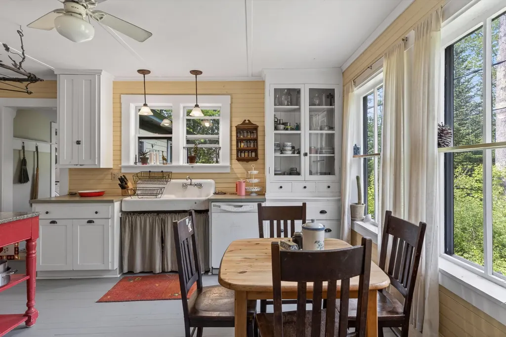 5 Hales Woods Road Brooklin ME 04616