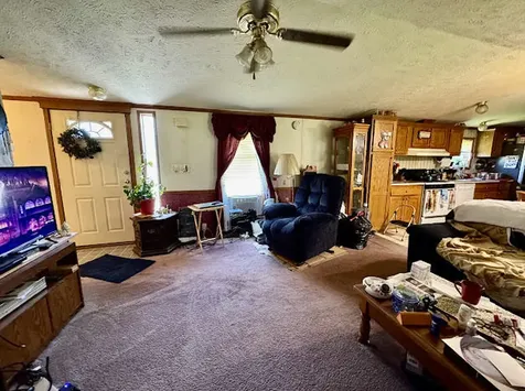 8 Country Lane Saint Albans ME 04971