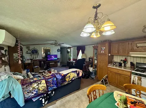 8 Country Lane Saint Albans ME 04971